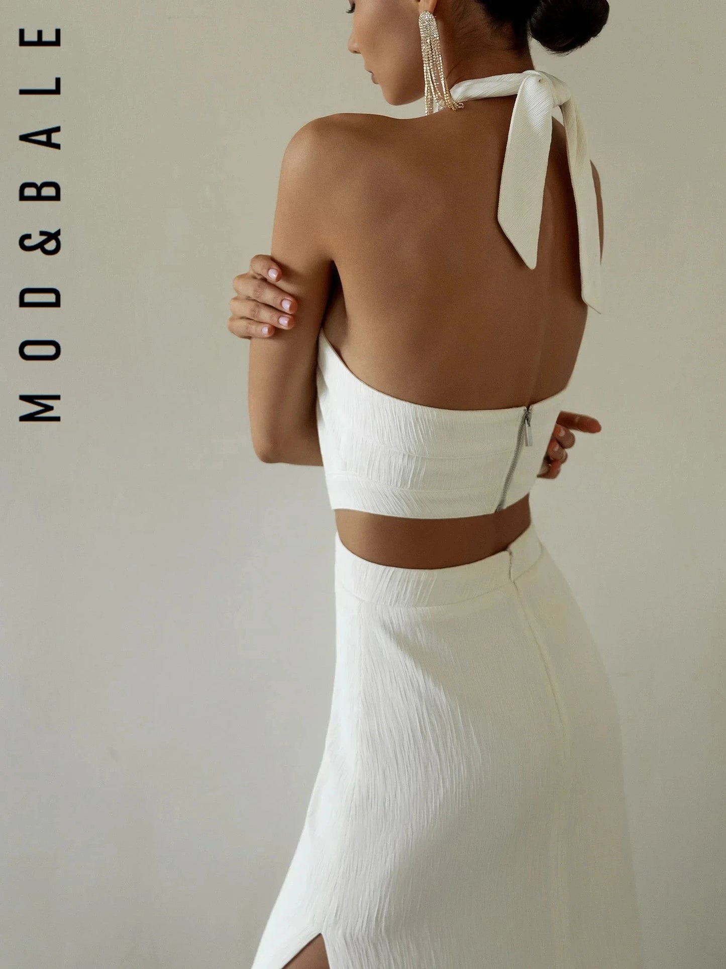 Elegant Halter Neck Midi Dress