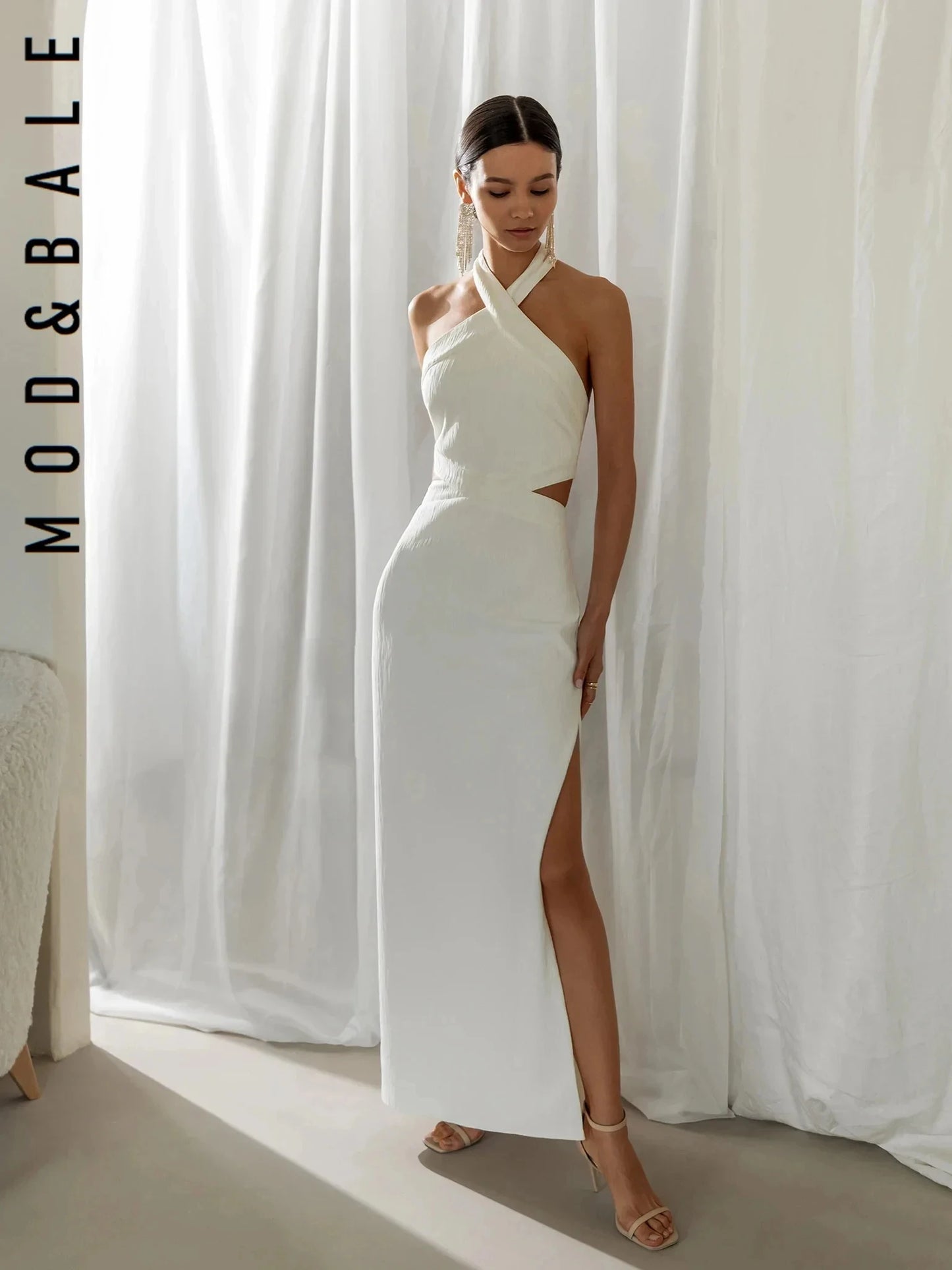 Elegant Halter Neck Midi Dress