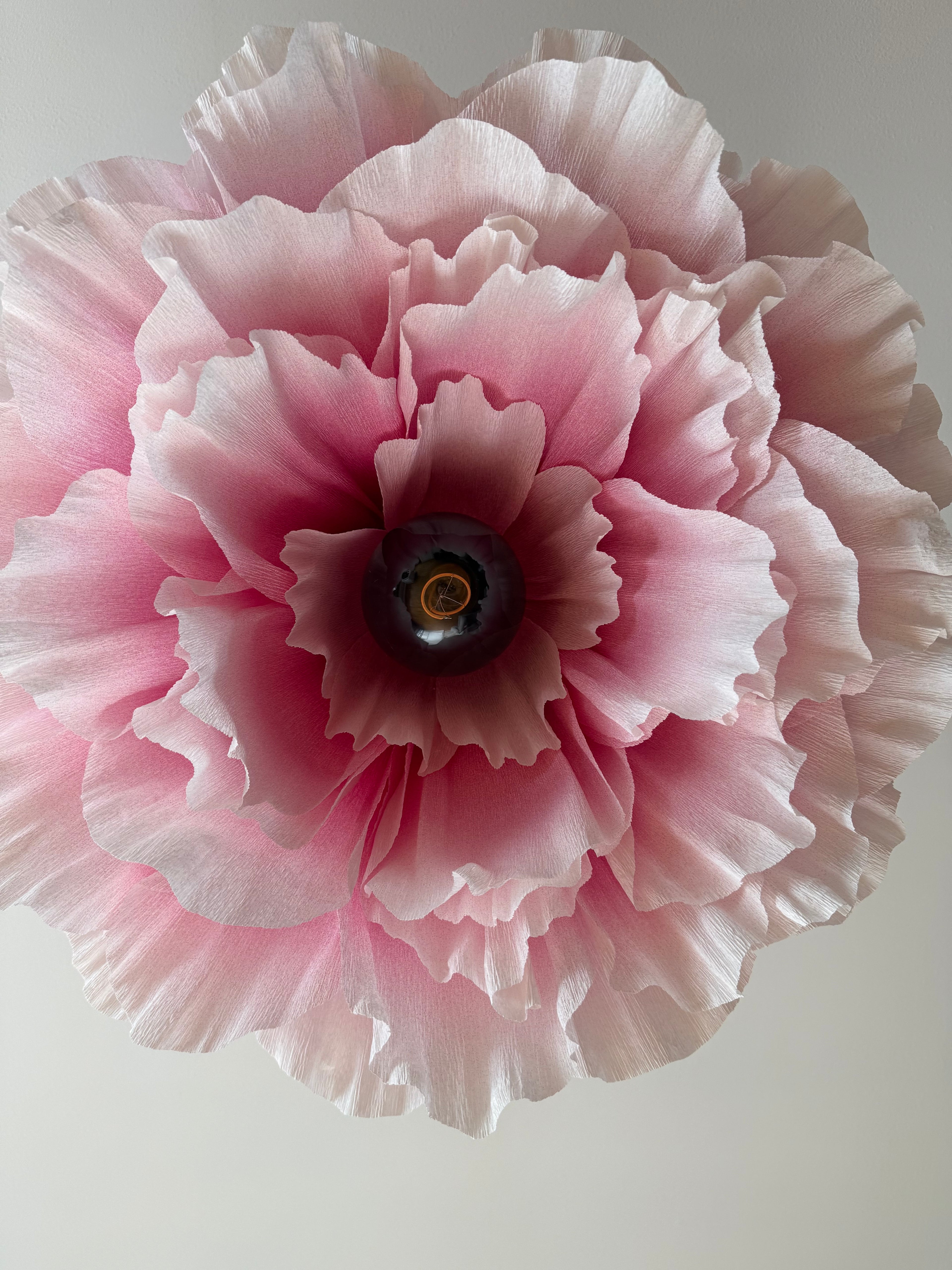 Lotus – Håndlaget Papirlampe i Japandi-stil